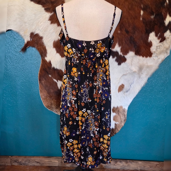 H&M Black and Orange Floral Midi Dress - Picture 8 of 11